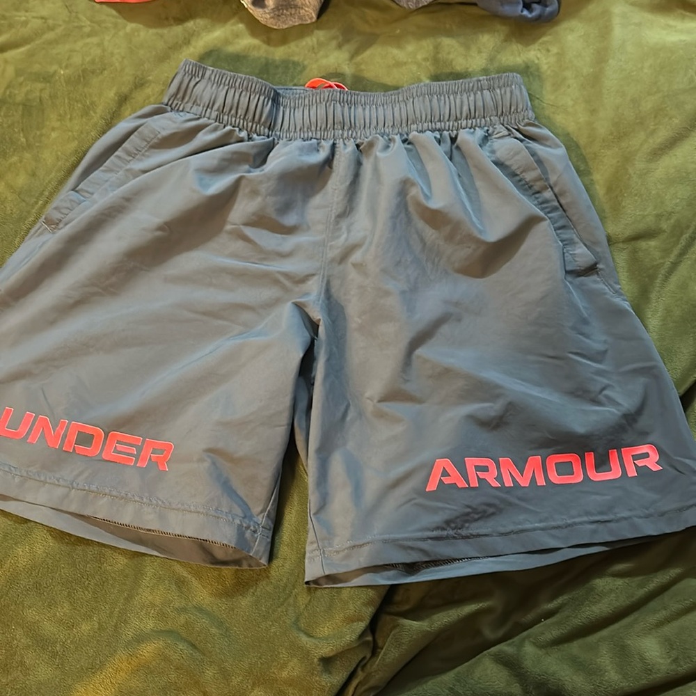 Men’s shorts!